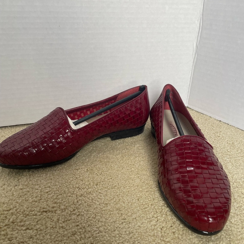 Red Textured Leather Loafers with Woven Design size 8 WW